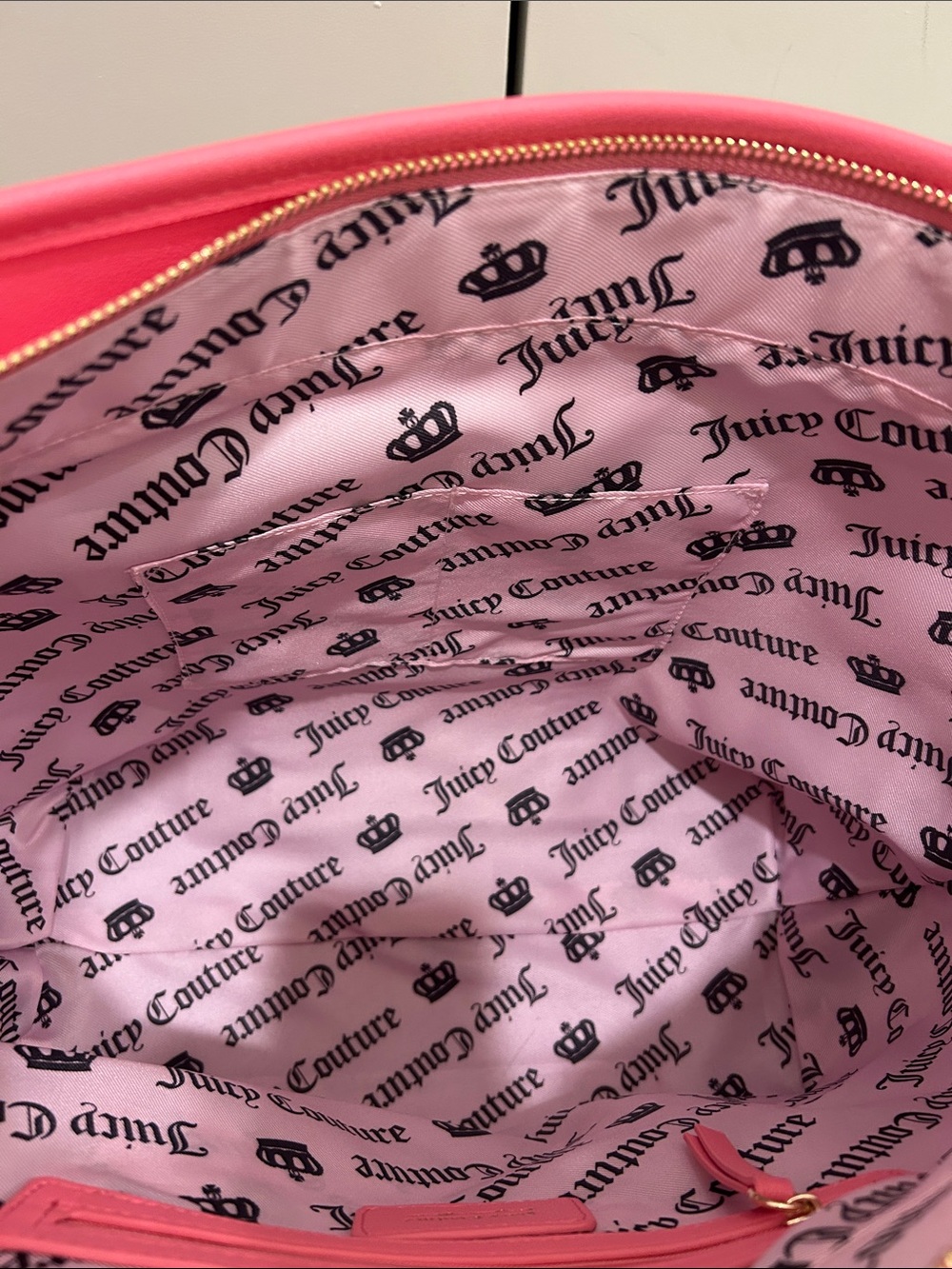 Juicy Couture Exclusive (NWT) Strawberry Festival Tote Bag - Picture 13 of 14